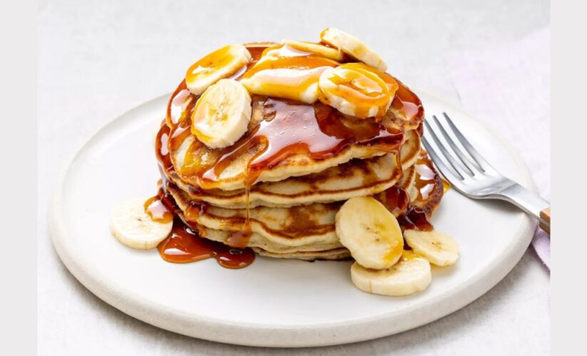How to Make a banana pancakes